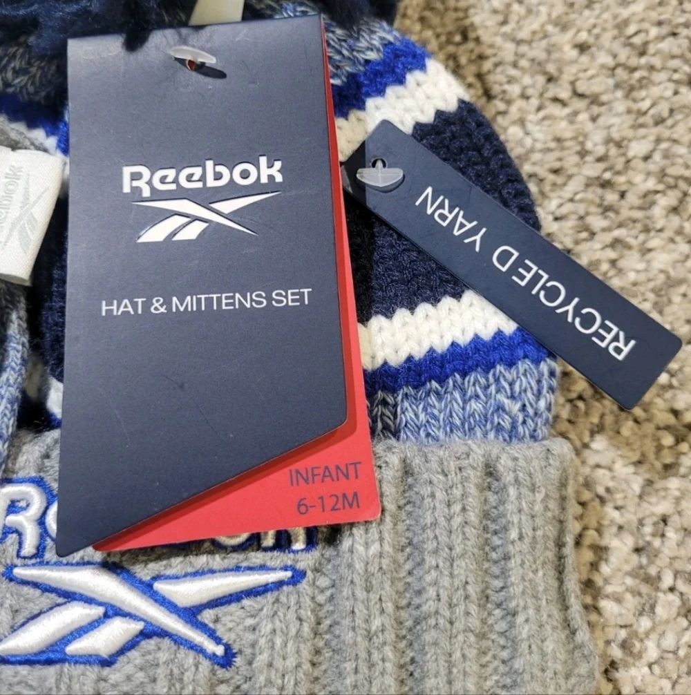 Reebok Infant Baby 6-12 Months Knit Cuffed Beanie & Mittens Set Logo NEW